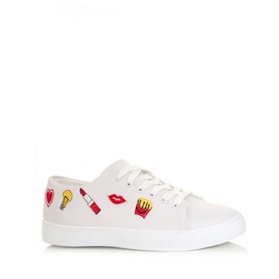 White polyurethane embroidered trainers